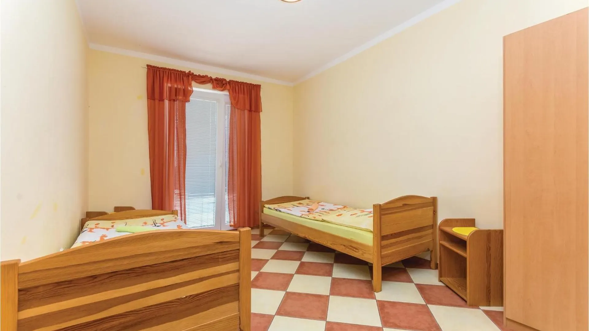 Stunning Apartment In Labin لابين 0*,