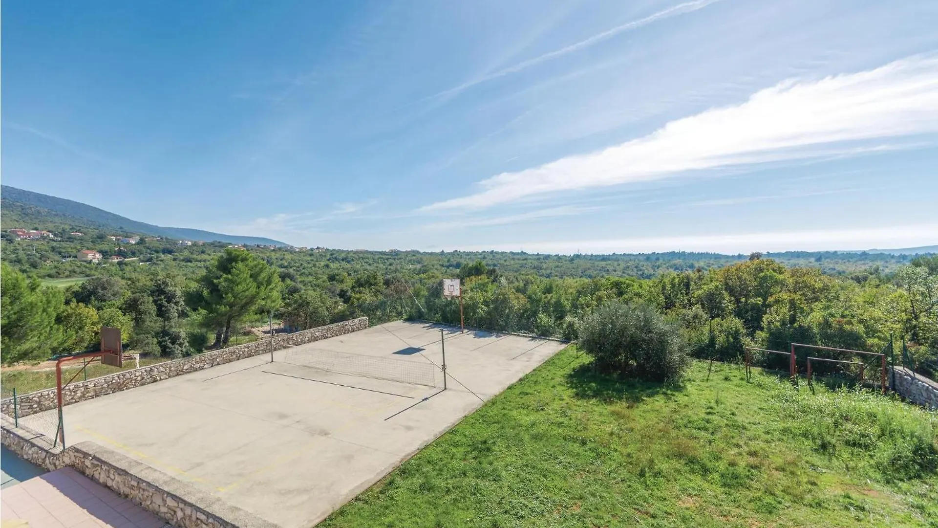 Stunning Apartment In Labin لابين